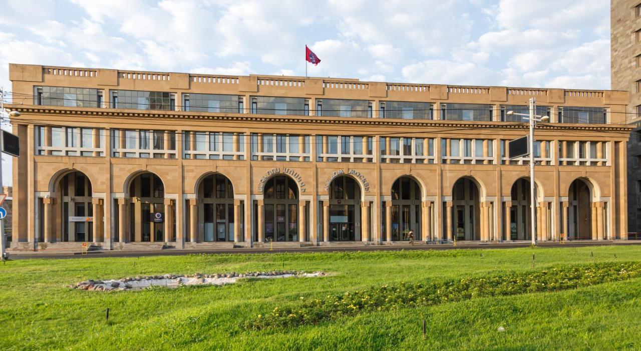 Moscow House Hotel 예레반 외부 사진