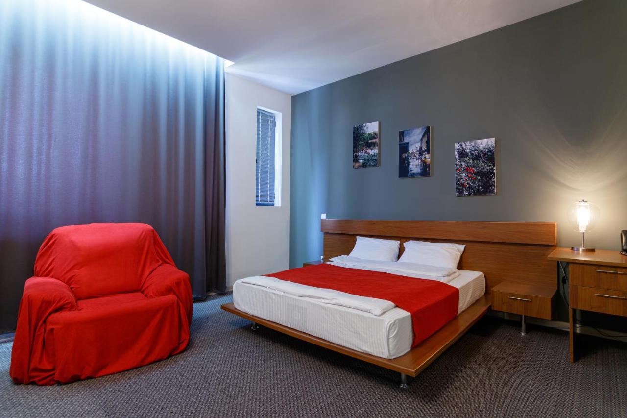 Moscow House Hotel 예레반 외부 사진