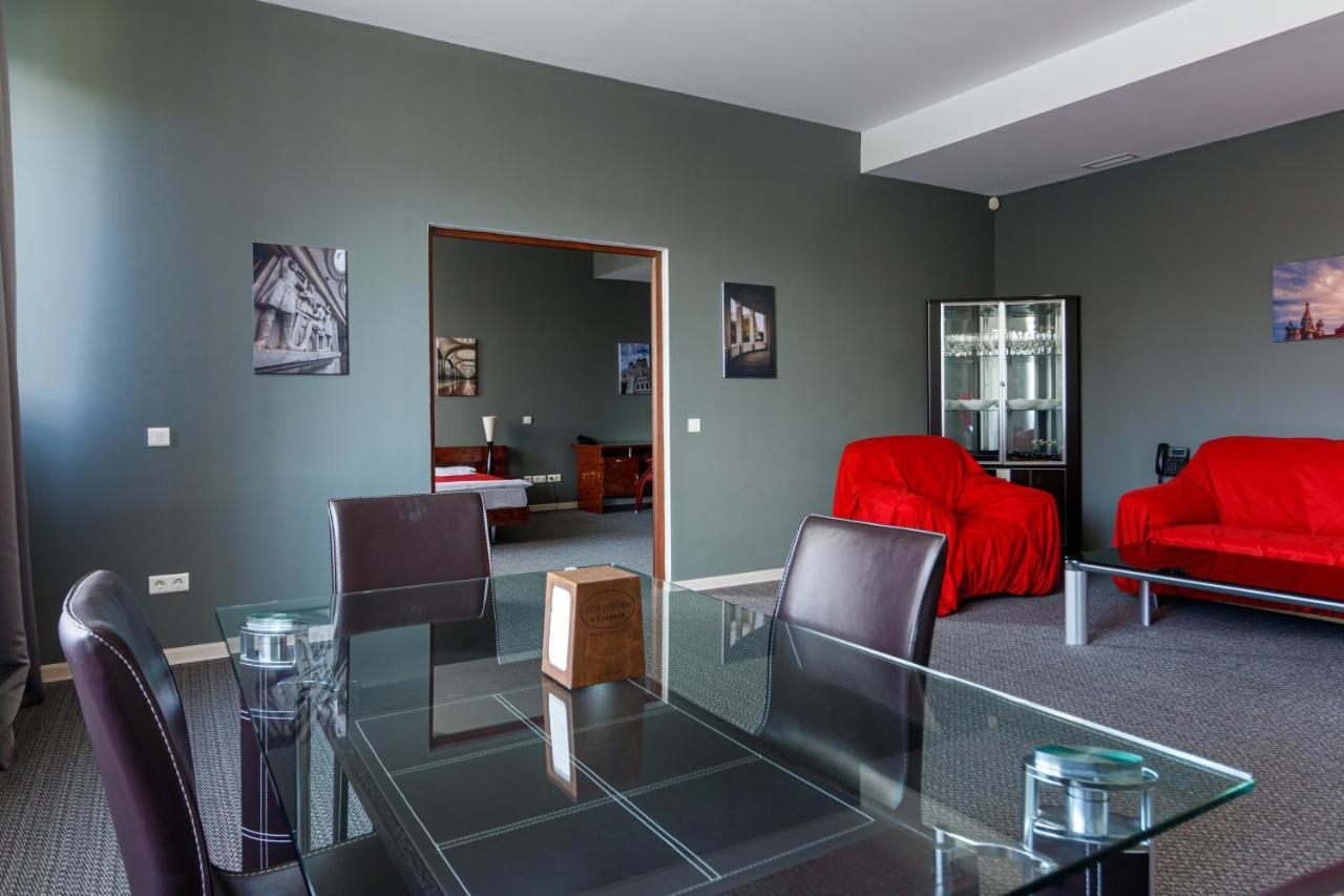 Moscow House Hotel 예레반 외부 사진