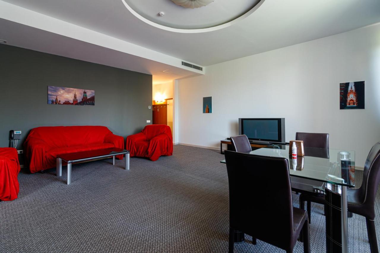 Moscow House Hotel 예레반 외부 사진