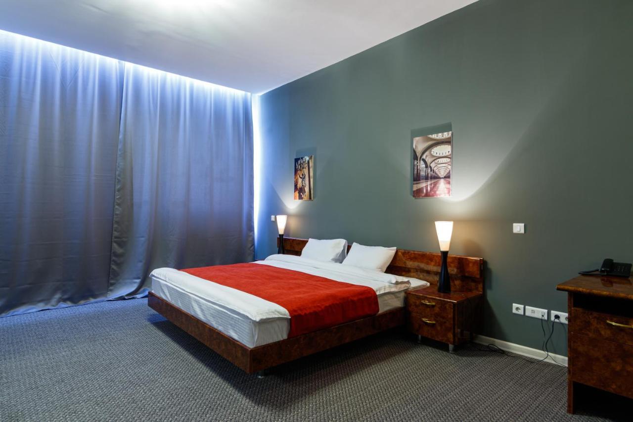 Moscow House Hotel 예레반 외부 사진