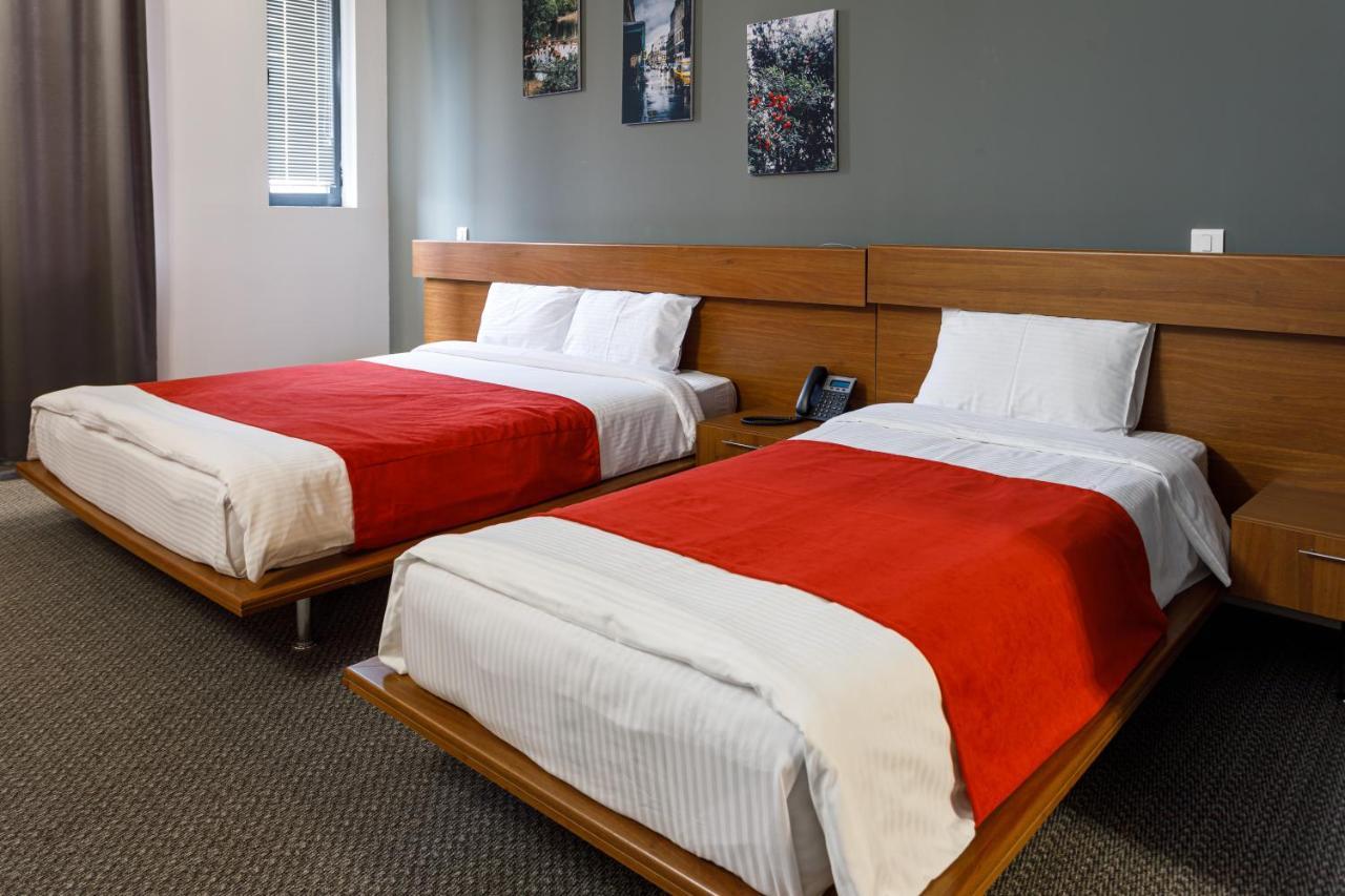 Moscow House Hotel 예레반 외부 사진